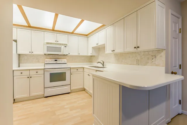 $350,000 | 2014 Audubon Drive, Ann Arbor, MI 48103