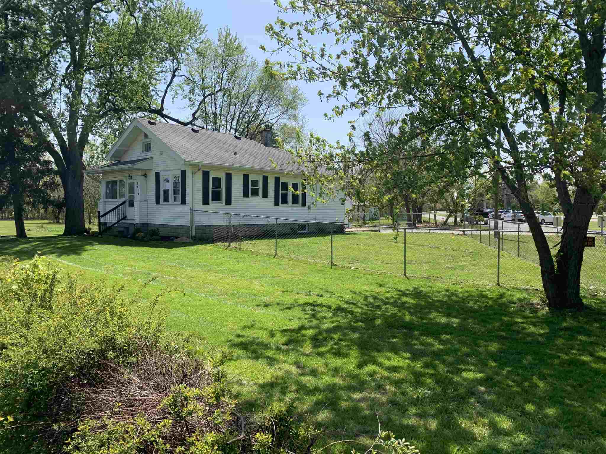 3612 Smith Road Fort Wayne, IN 46804 - Photo 28 of 32