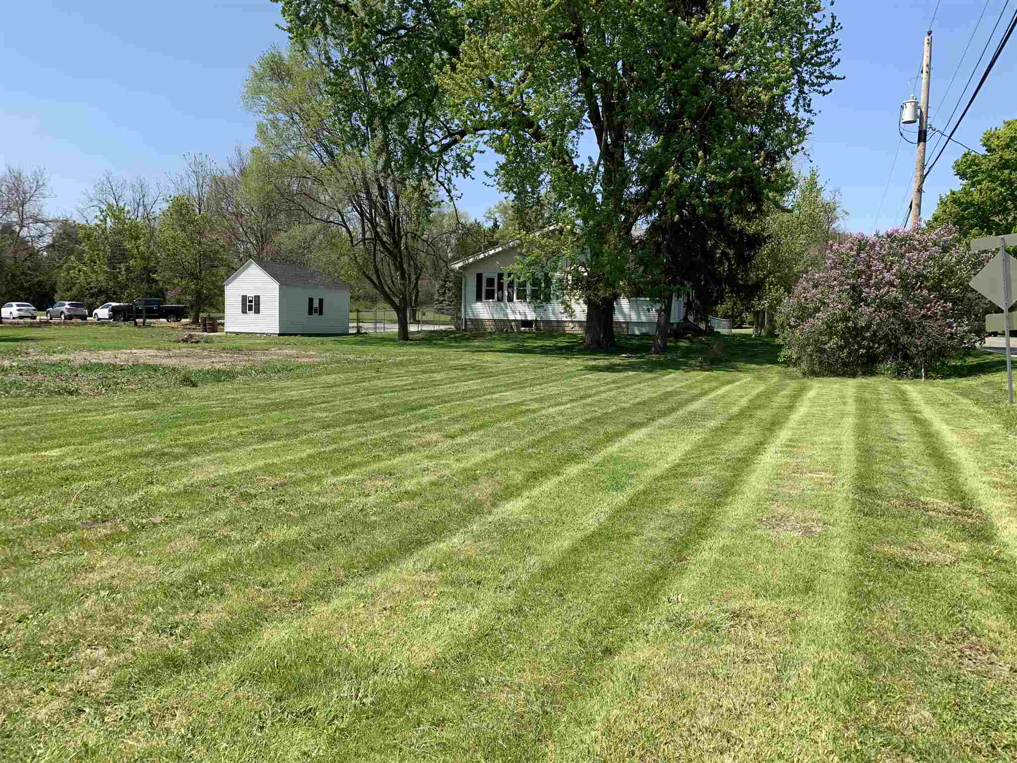 3612 Smith Road Fort Wayne, IN 46804 - Photo 6 of 32