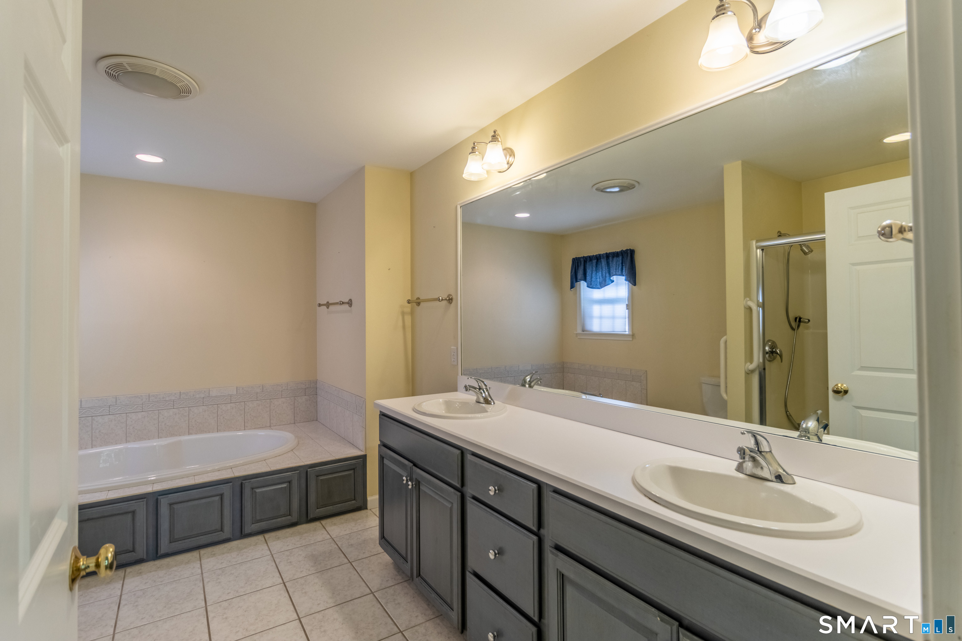 26 Laurel Ridge, Unit 26 East Hampton, CT 06424 - Photo 25 of 40 Gallery Image 25
