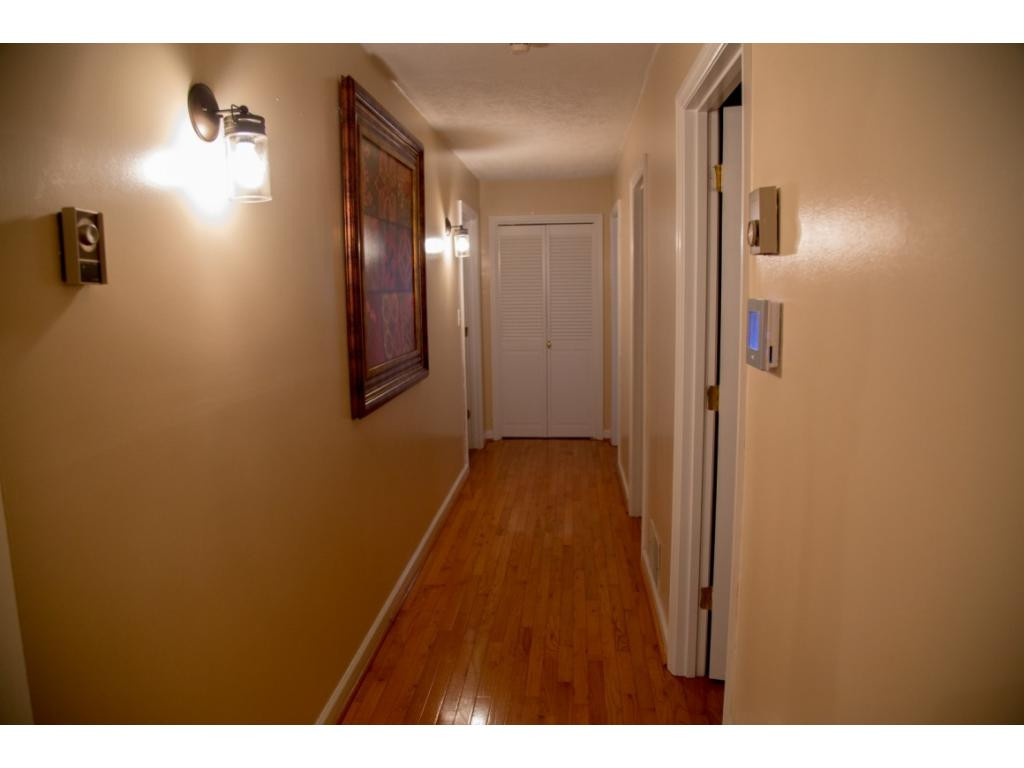 6302 Hilltop Road Norton, VA 24273 - Photo 18 of 34 Photo 18