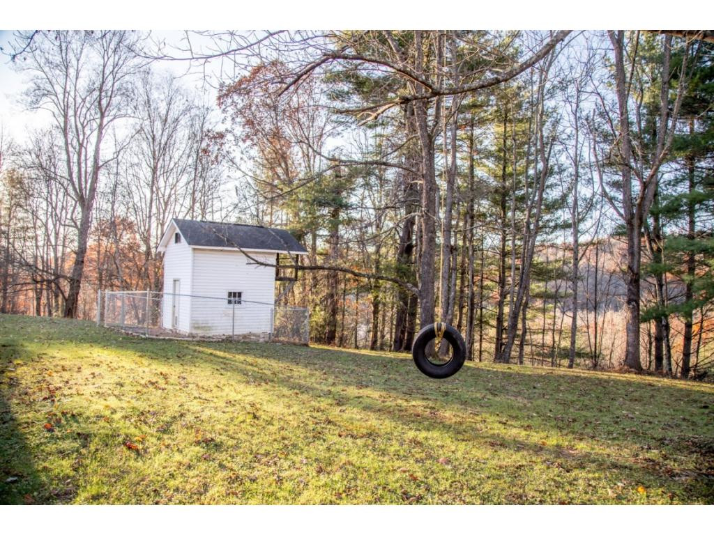 6302 Hilltop Road Norton, VA 24273 - Photo 8 of 34 Photo 8