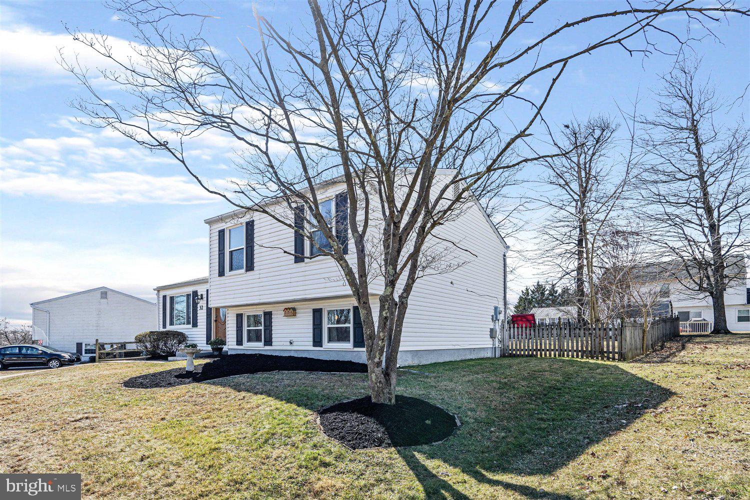 32 Boxthorn Road Abingdon, MD 21009 - Photo 3 of 32 Ready for Spring?