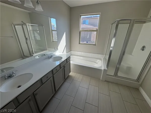 $2,500 | 1051 East Sunset Road, Henderson, NV 89011