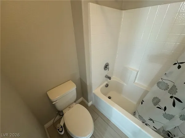 $2,500 | 1051 East Sunset Road, Henderson, NV 89011