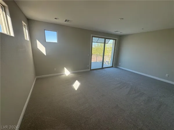 $2,500 | 1051 East Sunset Road, Henderson, NV 89011