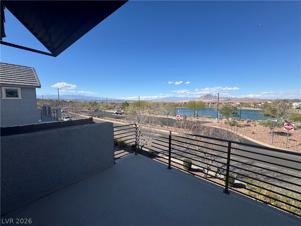 1051 East Sunset Road Henderson, NV 89011 - Photo 3 of 36 Balcony featuring a mountain view