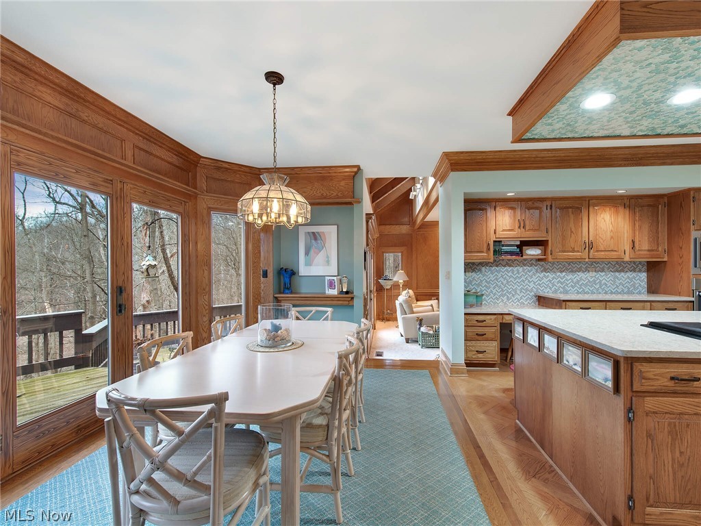 1026 Rambling Way Akron, OH 44333 - Photo 8 of 34 Gallery Image 8