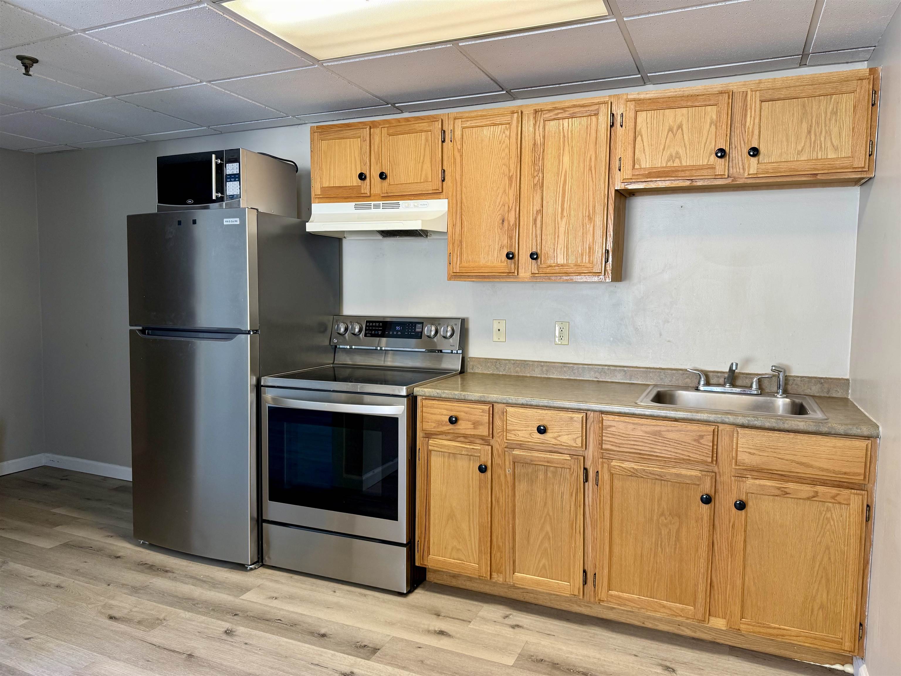 4 Commerce Street Hill, NH 03243 - Photo 2 of 9
