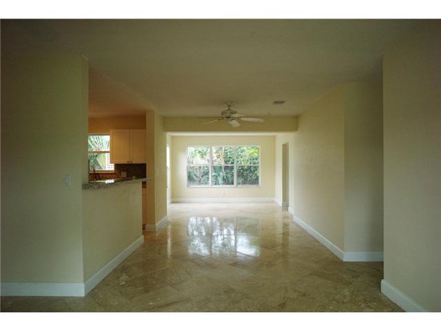 927 West Royal Palm Road Boca Raton, FL 33486 - Photo 2 of 10 Additional Photo