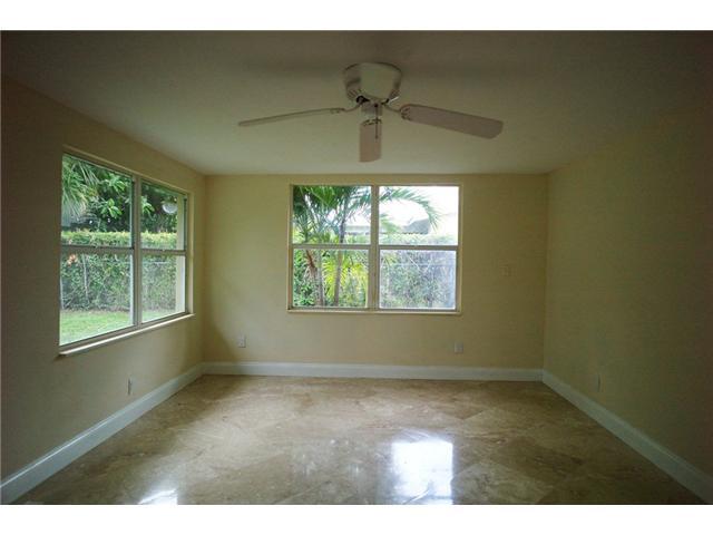 927 West Royal Palm Road Boca Raton, FL 33486 - Photo 9 of 10 Additional Photo