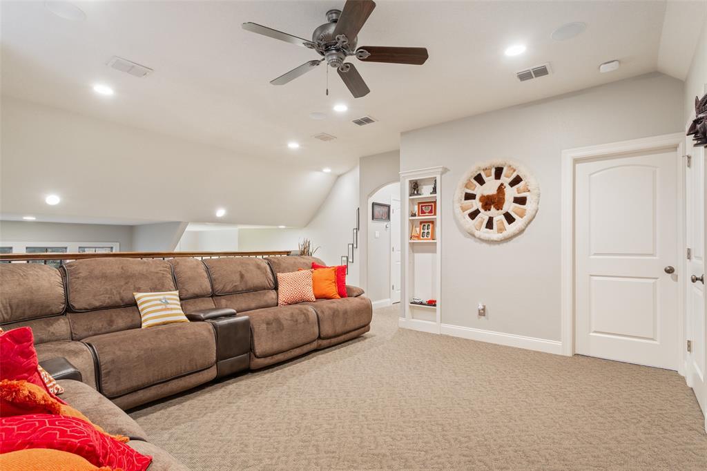 2313 Nicholas Waco, TX 76712 - Photo 12 of 36 a living room with furniture and a ceiling fan