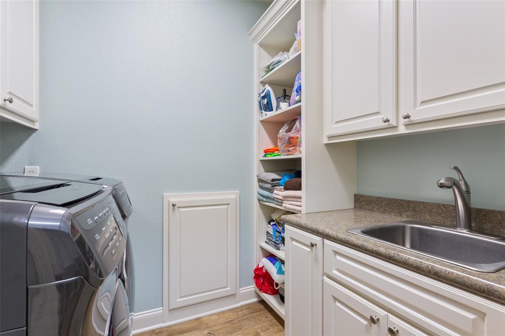 2313 Nicholas Waco, TX 76712 - Photo 27 of 36 a utility room with dryer and washer