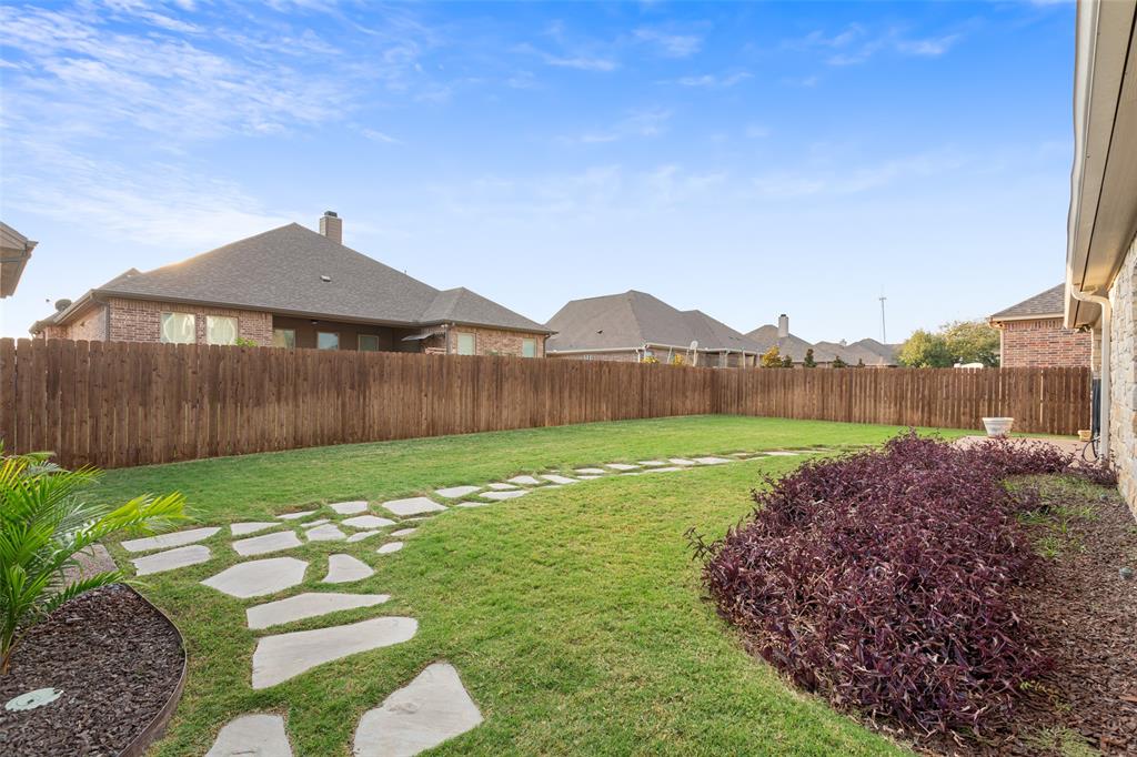 2313 Nicholas Waco, TX 76712 - Photo 30 of 36 a view of a backyard