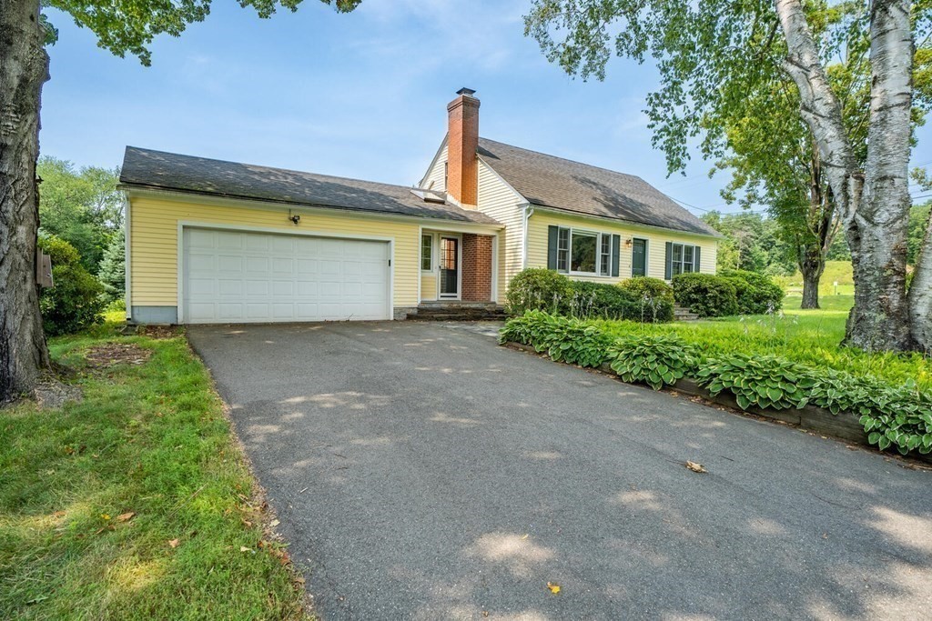 41 Breckenridge Road Hadley, MA 01035 - Photo 3 of 41 Gallery Image 3