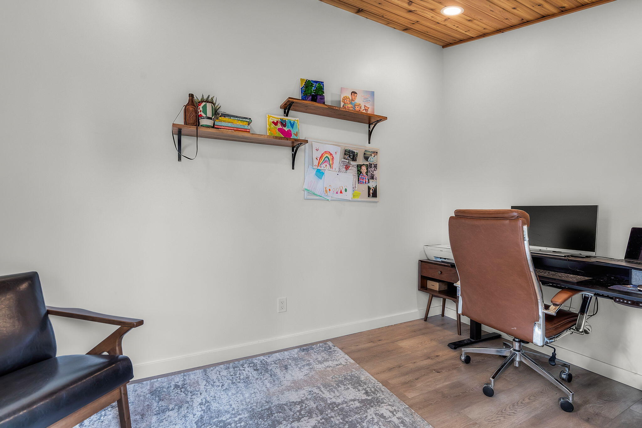 3173 Northeast Manchester Avenue Bend, OR 97701 - Photo 23 of 30 Studio/Office
