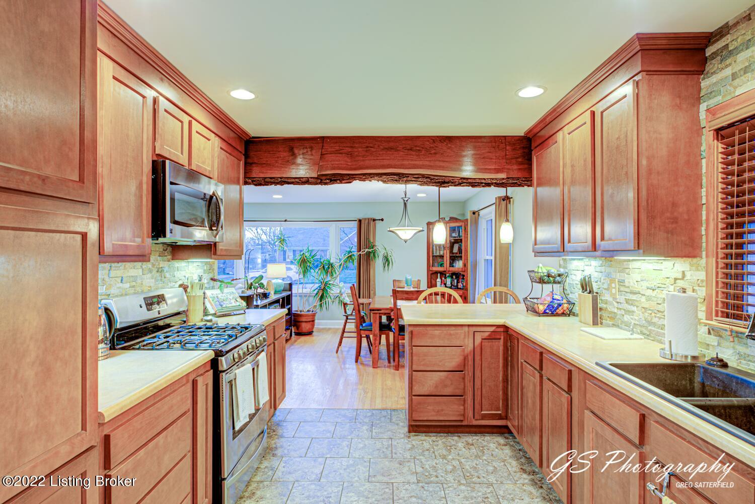 3103 Sherbrooke Road Louisville, KY 40205 - Photo 13 of 27 GSP-3103_Sherbrooke_Rd-14