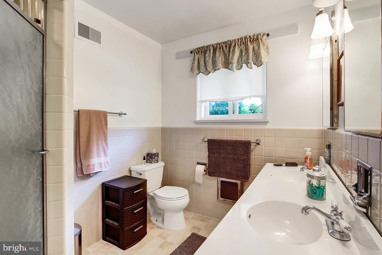 320 Upperidge Lane York, PA 17403 - Photo 23 of 27