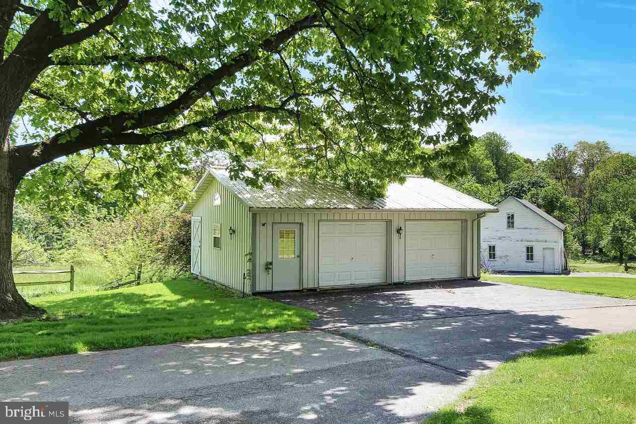 320 Upperidge Lane York, PA 17403 - Photo 8 of 27