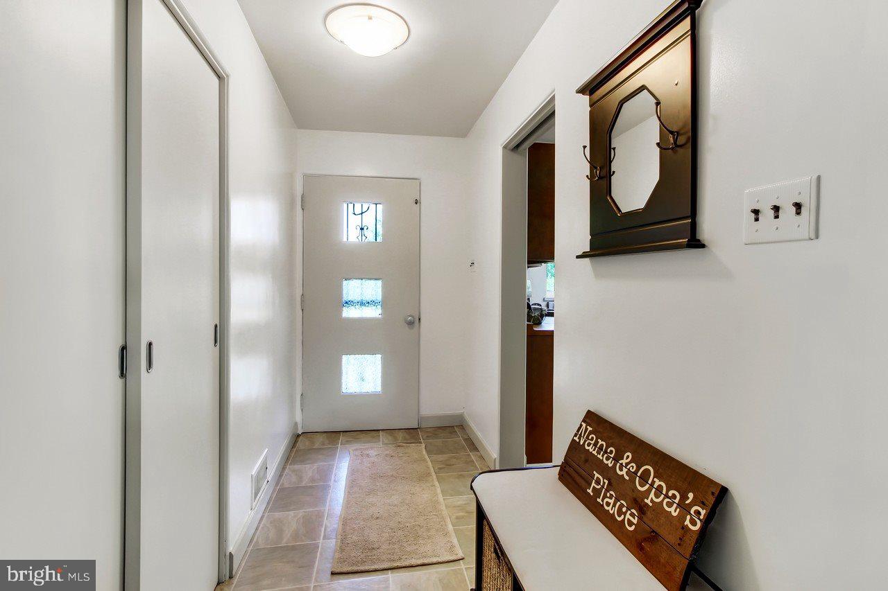 320 Upperidge Lane York, PA 17403 - Photo 9 of 27