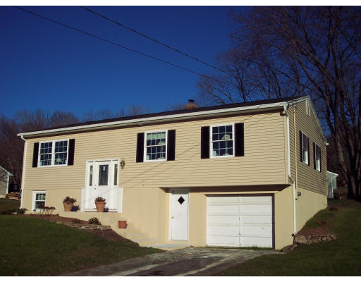 352 Wilbraham Road Hampden, MA 01036 - Photo 1 of 7 Gallery Image 1