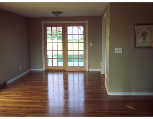 352 Wilbraham Road Hampden, MA 01036 - Photo 4 of 7 Gallery Image 4