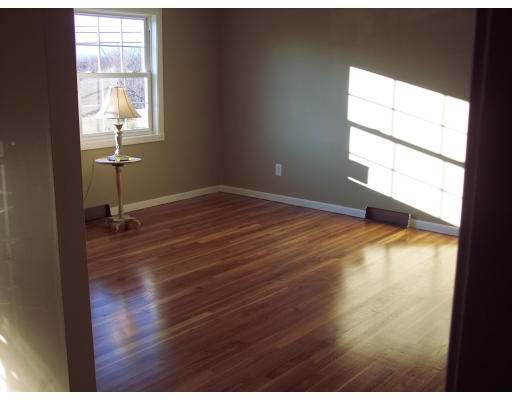 352 Wilbraham Road Hampden, MA 01036 - Photo 5 of 7 Gallery Image 5