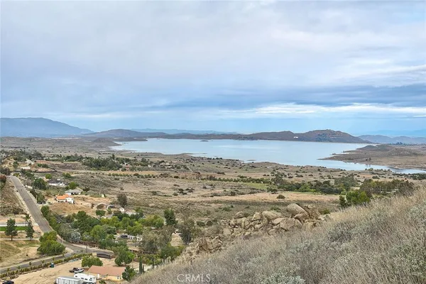 $330,000 | 20653 Mustang Court, Lake Mathews, CA 92570