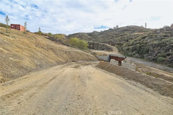 $330,000 | 20653 Mustang Court, Lake Mathews, CA 92570