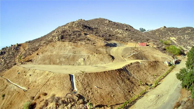 $400,000 | 20653 Mustang Court, Lake Mathews, CA 92570