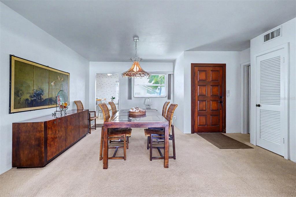 18206 Sunset Boulevard Redington Shores, FL 33708 - Photo 20 of 43