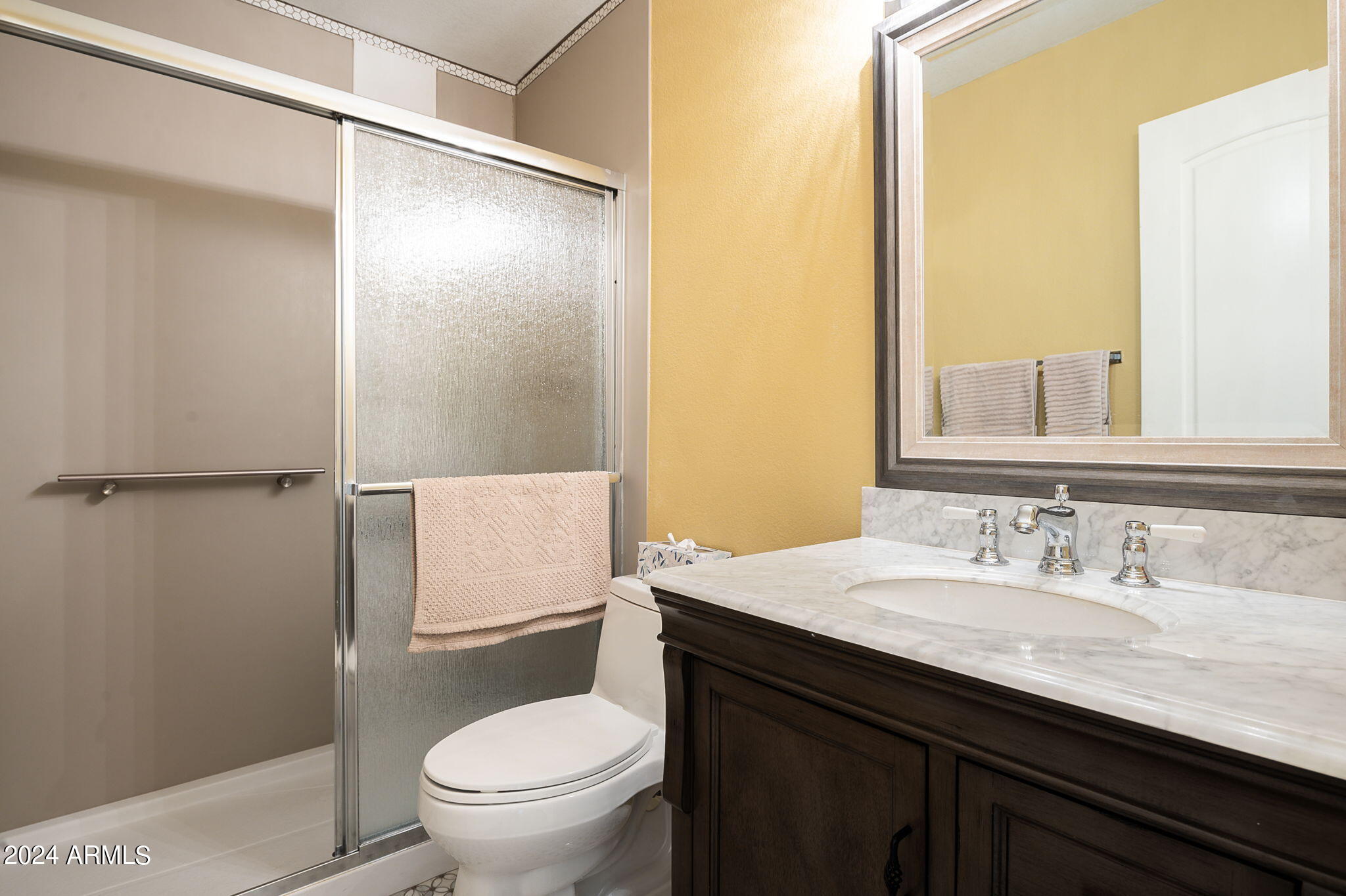 4337 East Pearce Road Phoenix, AZ 85044 - Photo 22 of 39 Hall Bath