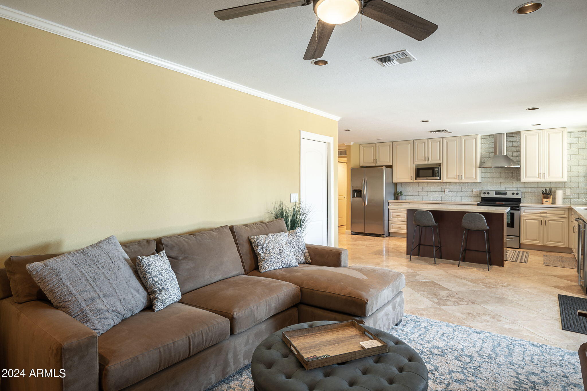 4337 East Pearce Road Phoenix, AZ 85044 - Photo 7 of 39 Family Room - View 3