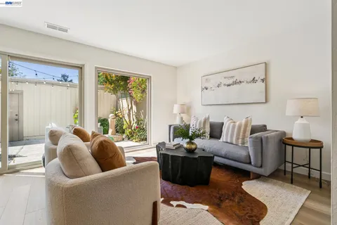 $695,000 | Bay Farm Island, Alameda, CA 94502