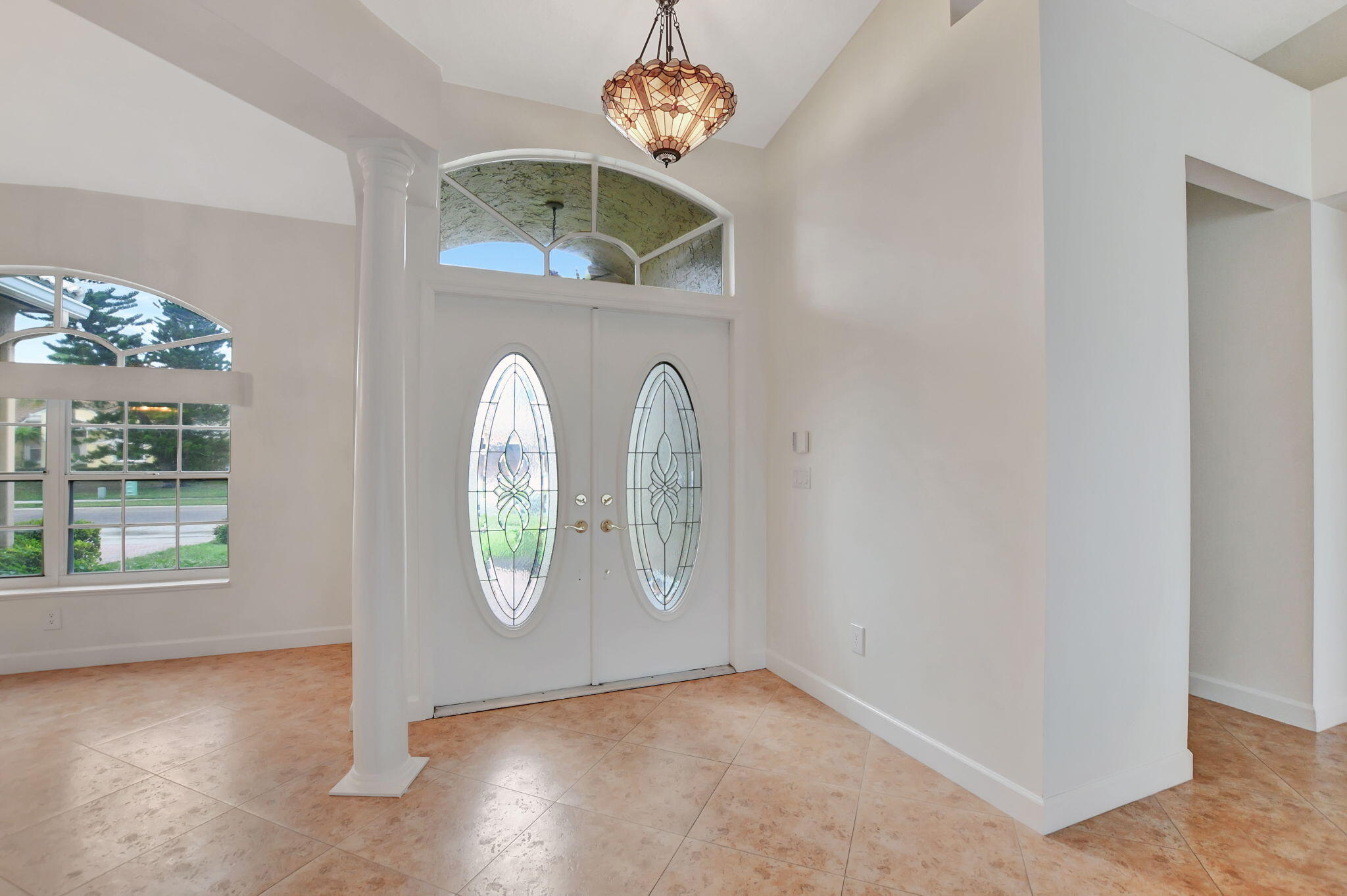 18570 Serena Pointe Lane Boca Raton, FL 33496 - Photo 5 of 59 entryway