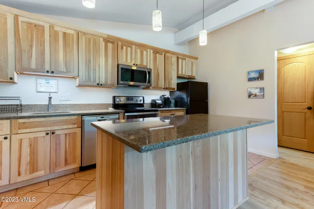 $635,000 | 2059 Chamonix Lane, Unit 3, Vail, CO 81657