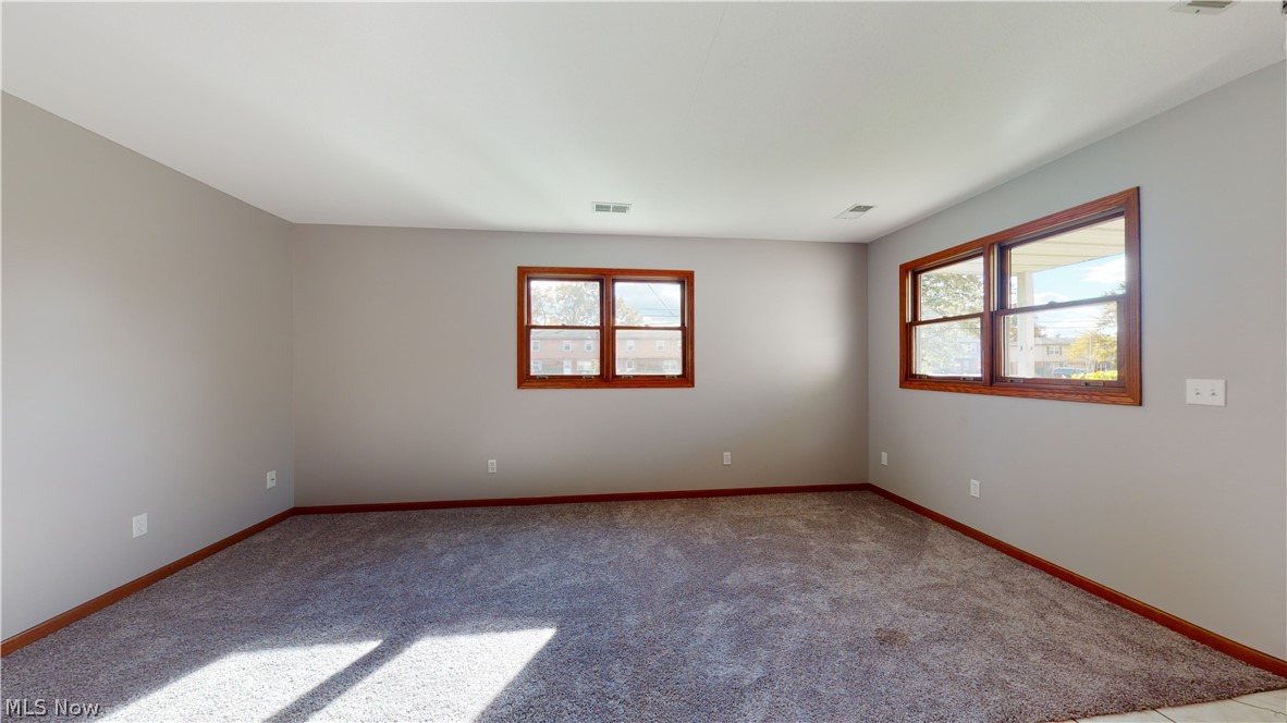 348 Mathews Road, Unit 1 Youngstown, OH 44512 - Photo 15 of 27 Gallery Image 15