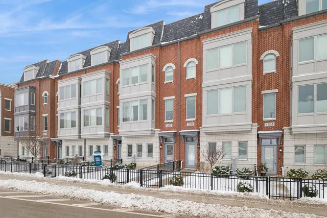 $810,000 | 1255 Shermer Road, Northbrook, IL 60062