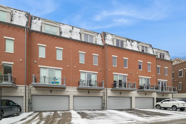 $810,000 | 1255 Shermer Road, Northbrook, IL 60062