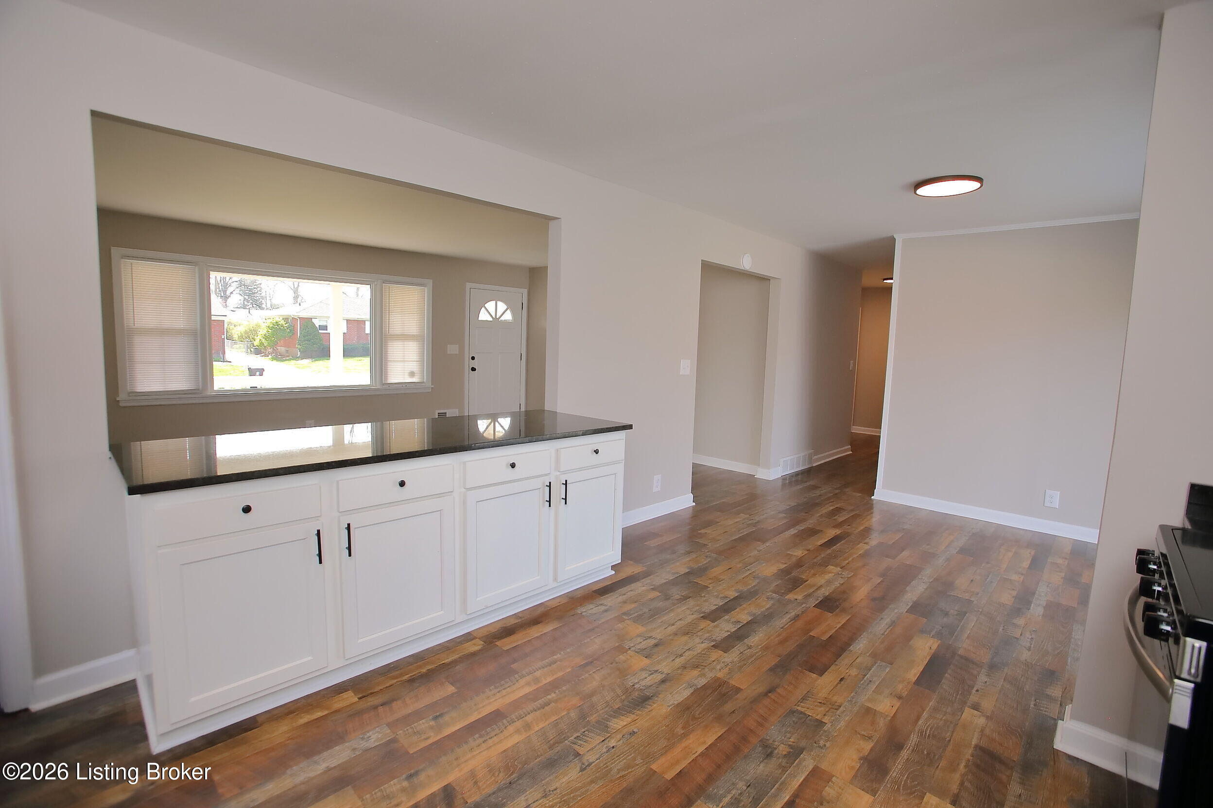 2905 Nepperhan Road Louisville, KY 40218 - Photo 24 of 56 Kitchen