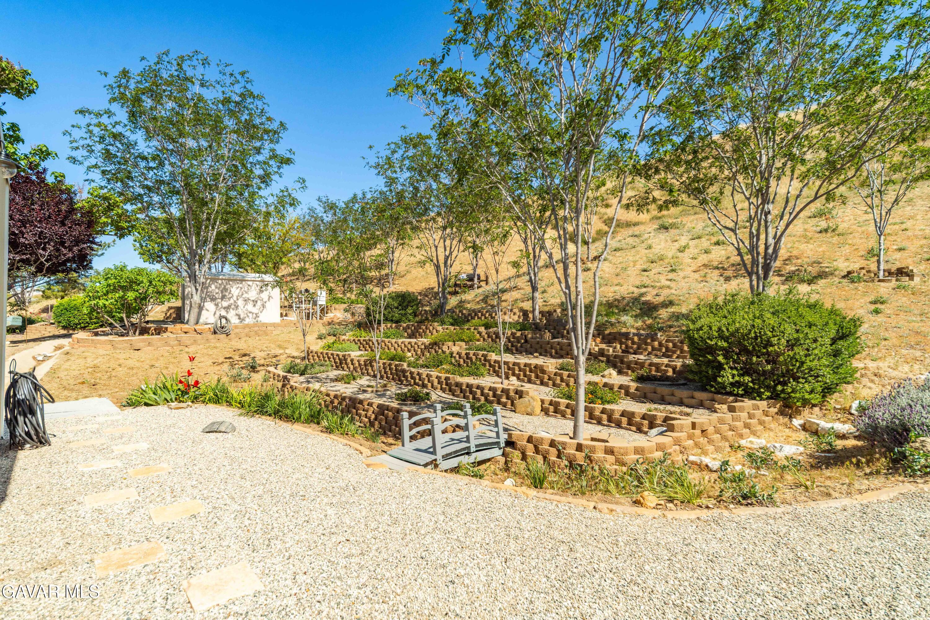 9251 Elizabeth Lake Road Leona Valley, CA 93551 - Photo 40 of 57 Elizabeth Lake-47