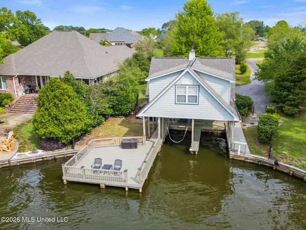 $449,999 | 113 Northshore Point, Madison, MS 39110