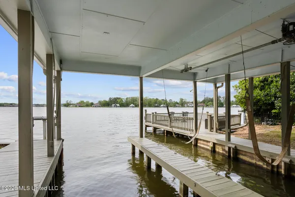 $449,999 | 113 Northshore Point, Madison, MS 39110