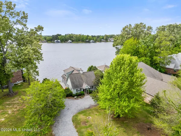 $449,999 | 113 Northshore Point, Madison, MS 39110