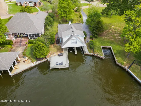 $449,999 | 113 Northshore Point, Madison, MS 39110