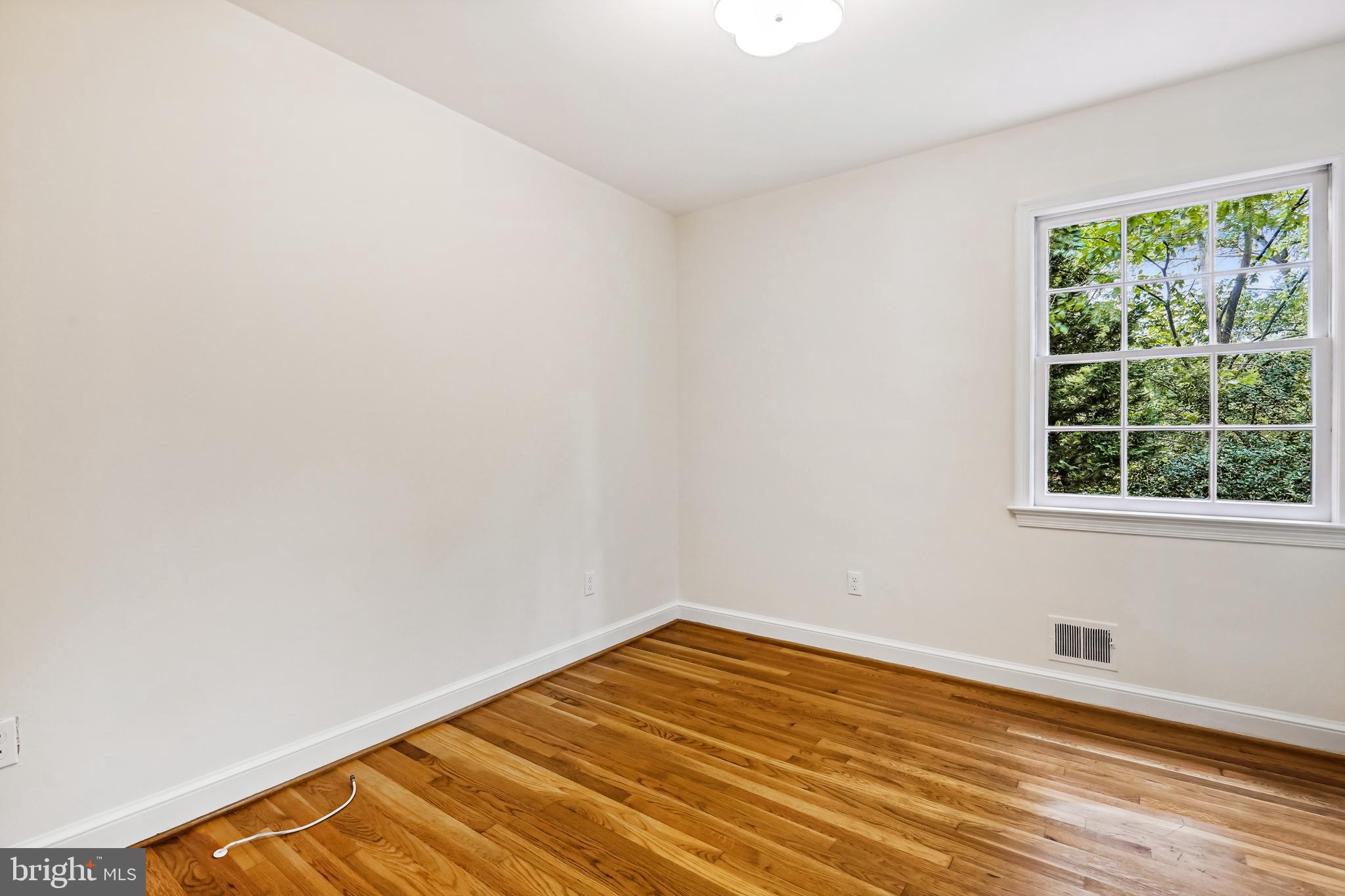 7819 Elba Road Alexandria, VA 22306 - Photo 17 of 35 Bedroom 2