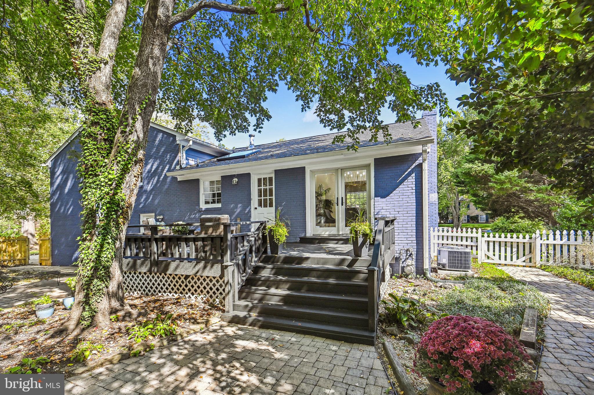 7819 Elba Road Alexandria, VA 22306 - Photo 35 of 35 Back Elevation