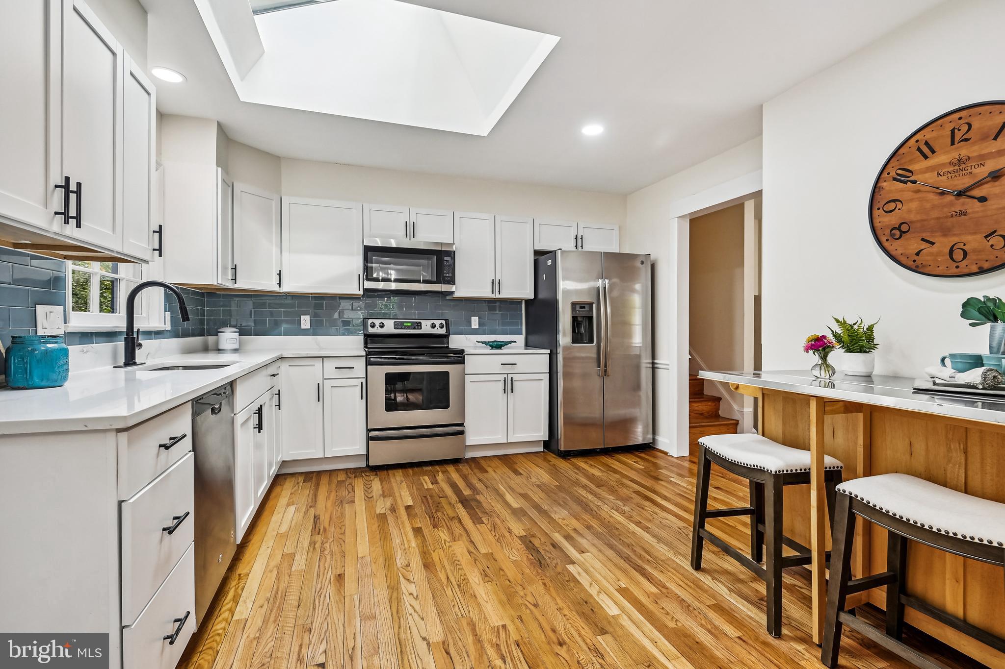 7819 Elba Road Alexandria, VA 22306 - Photo 10 of 35 Kitchen