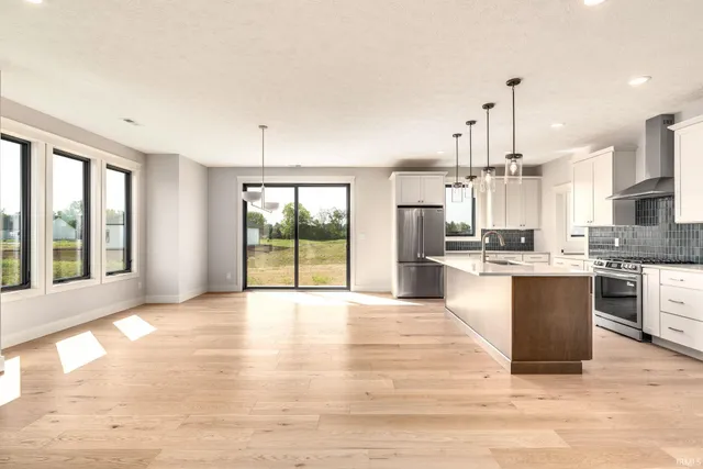 $649,900 | 953 Ravenstone Drive, Lafayette, IN 47909