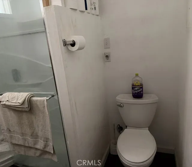 24 North 35 Road Paskenta, CA 96074 - Photo 10 of 41 Full bathroom
